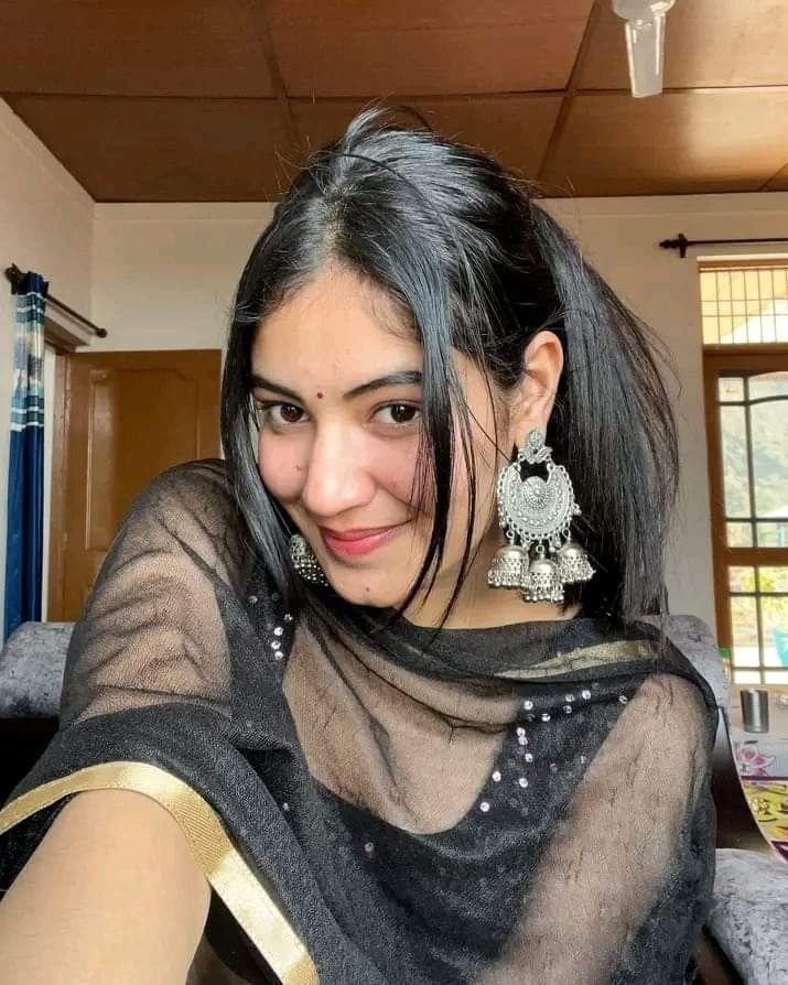 Indian-Cute-Girls-Dp Indian-Cute-Girls-Dp