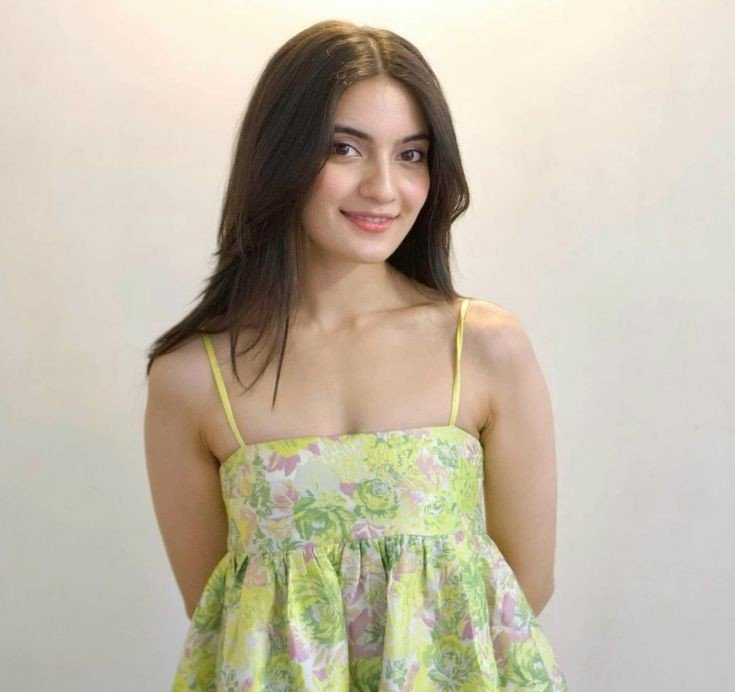 Romantic-Girls-Profile-Pic Romantic-Girls-Profile-Pic