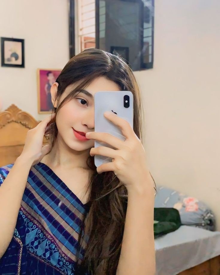 Social-Media-Girls-Dp Social-Media-Girls-Dp