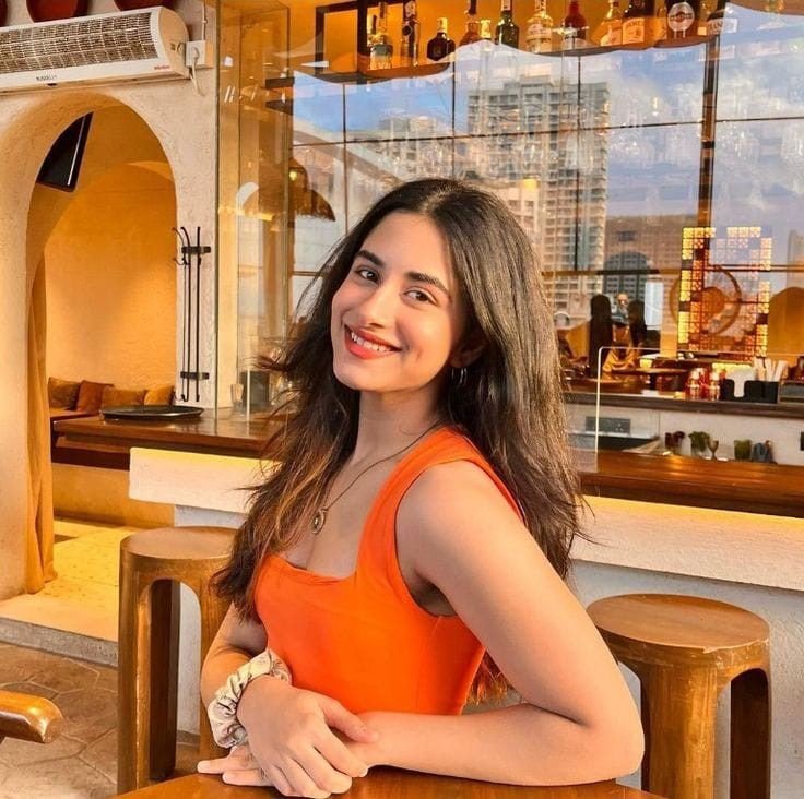 Stylish-Girls-Dp Stylish-Girls-Dp