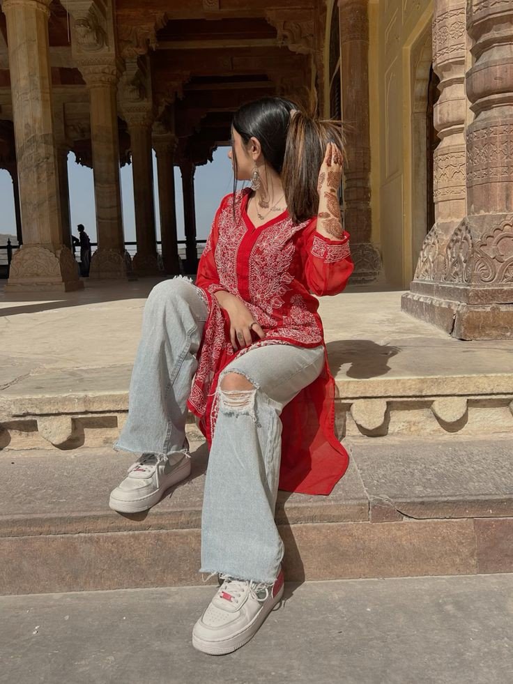 cute-girl-pic-in-saree-for-dp-for-instagram cute-girl-pic-in-saree-for-dp-for-instagram