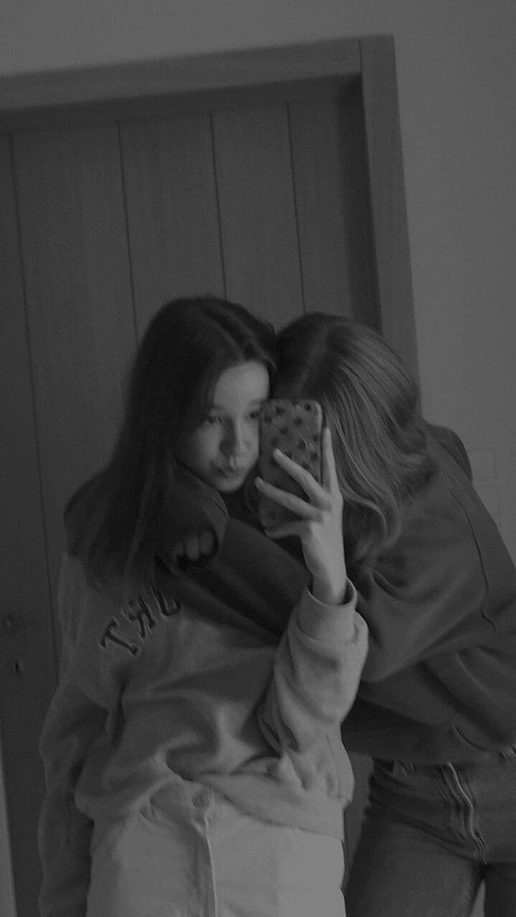 friends-group-dp-crazy friends-group-dp-crazy
