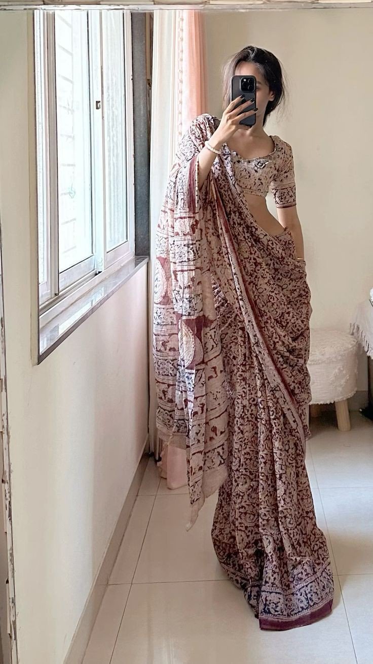 girl-dp-saree-hot-attitude-for-instagram girl-dp-saree-hot-attitude-for-instagram