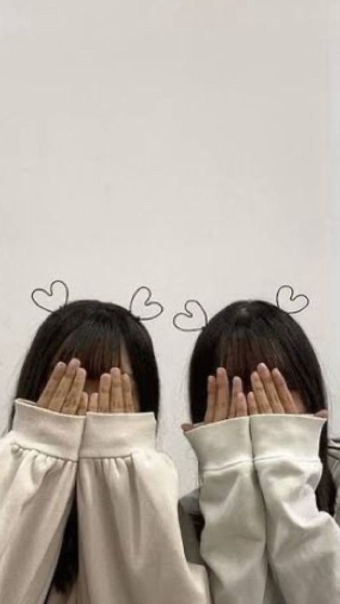group-friends-dp group-friends-dp