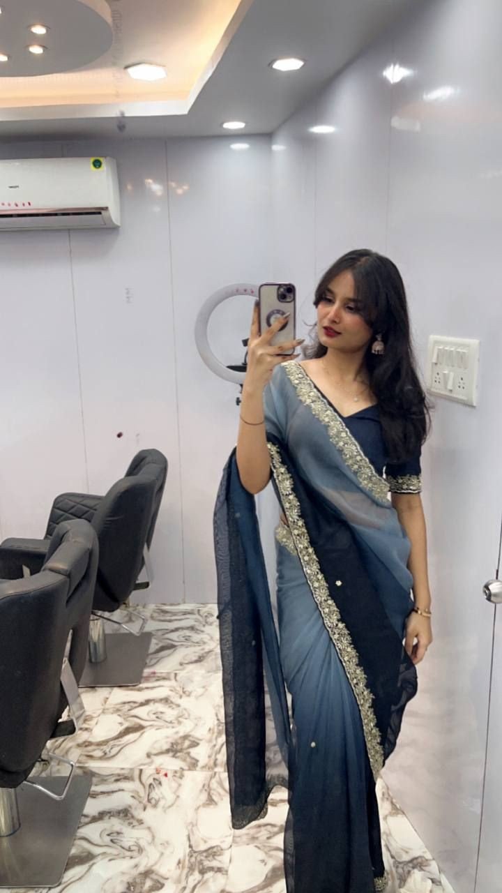 saree-girl-dp-aesthetic saree-girl-dp-aesthetic