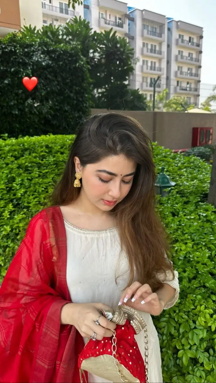 s-dp-for-instagram-girls s-dp-for-instagram-girls