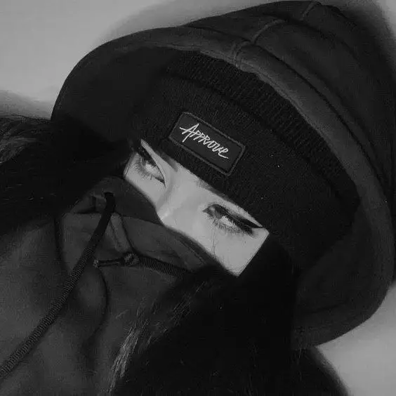 aesthetic-cool-pfp aesthetic-cool-pfp