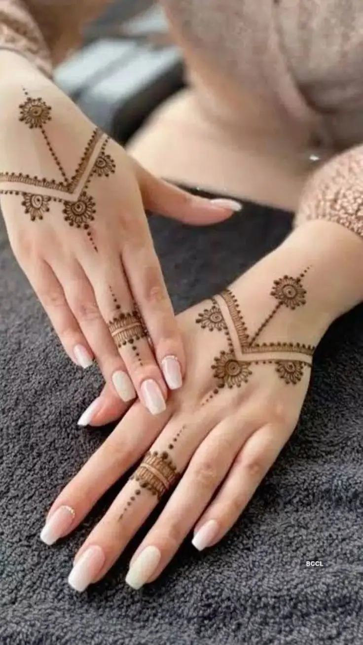 back-hand-mehndi-design-check