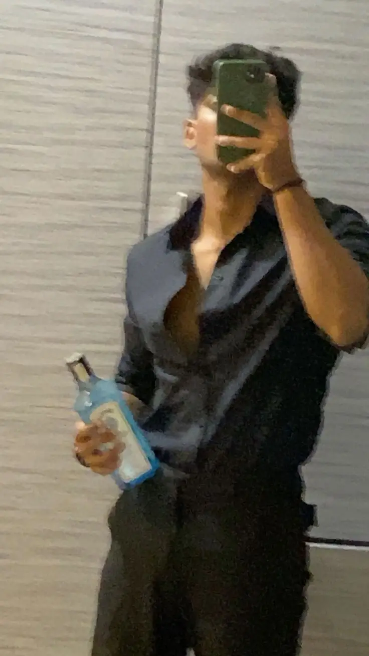 boys-dp-blur boys-dp-blur