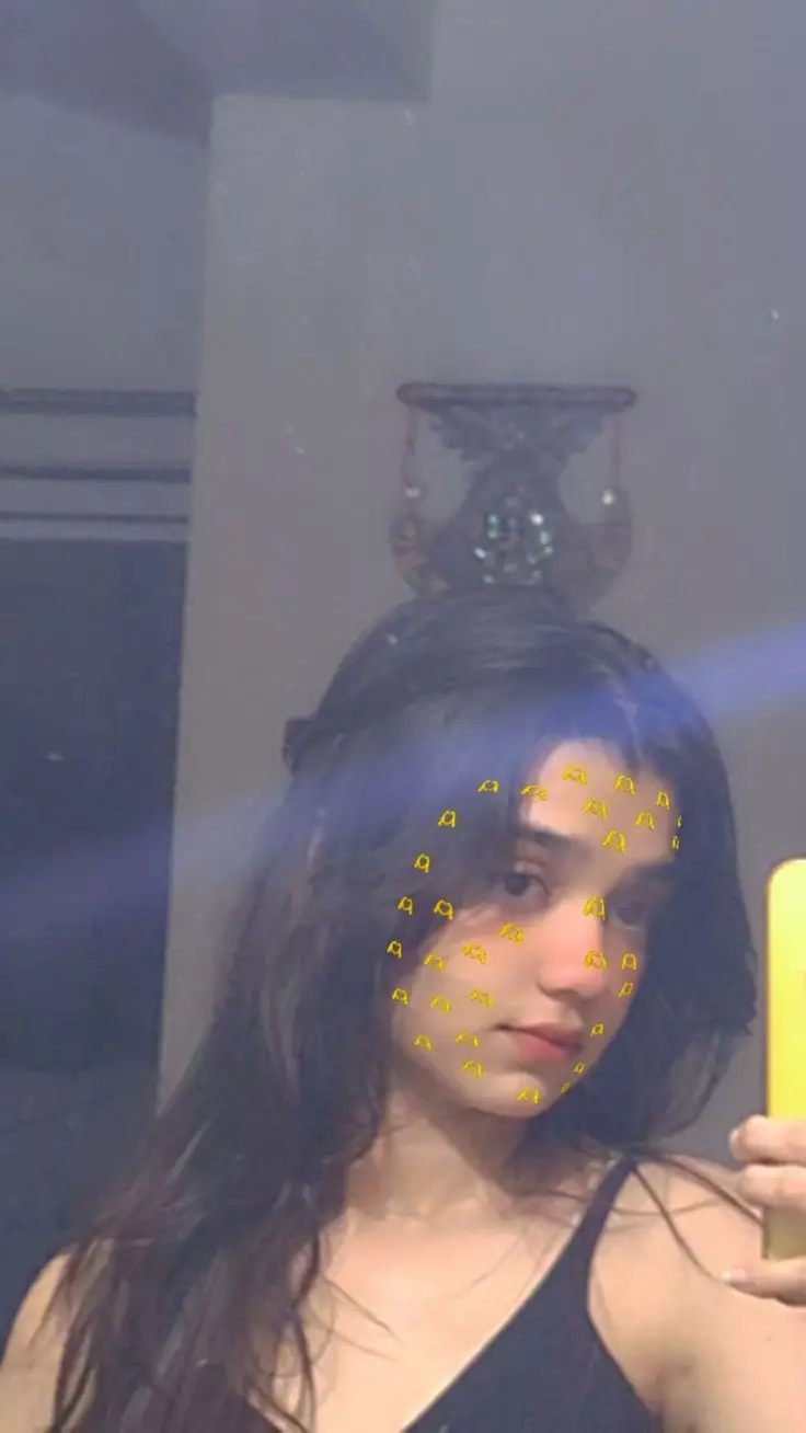 hide-face-girl-pic-age- hide-face-girl-pic-age-