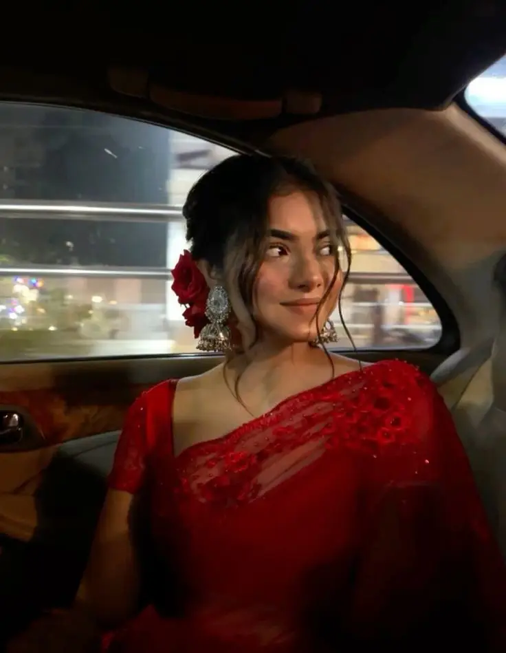 ladki-ka-photo-achcha-wala ladki-ka-photo-achcha-wala