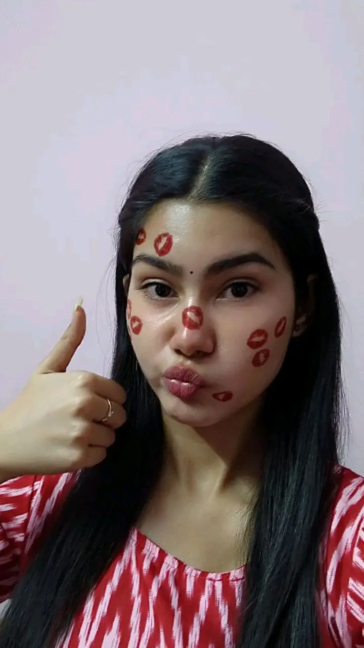 photo-poses-real-simple-girl-image-hide-face photo-poses-real-simple-girl-image-hide-face