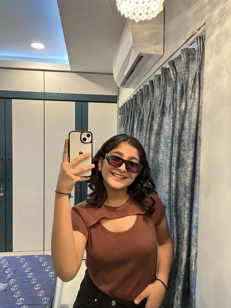 pose-for-girls pose-for-girls