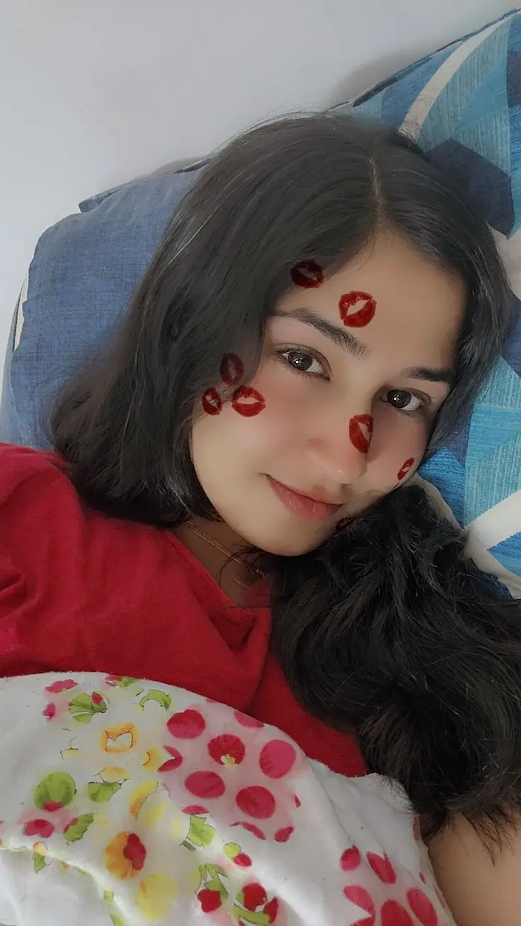 real-pic-girl-simple real-pic-girl-simple