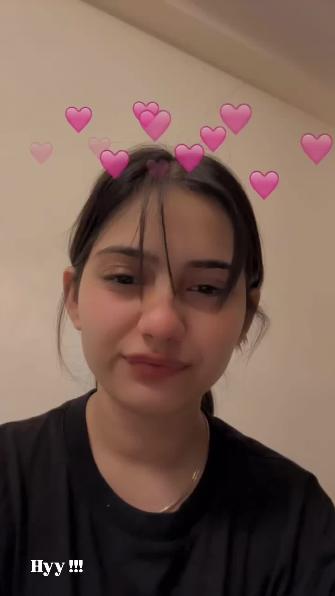 Cute Simple Girl Pic