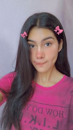 Cute Simple Girl Pic