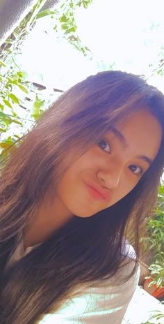 Cute Simple Girl Pic