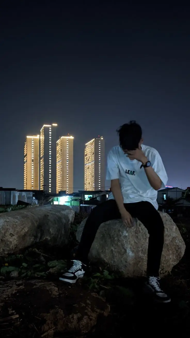 sad-boy-dp-all sad-boy-dp-all