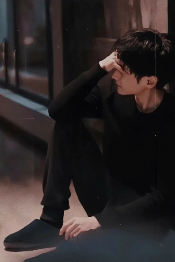 sad-dp-boy-black-and-white sad-dp-boy-black-and-white