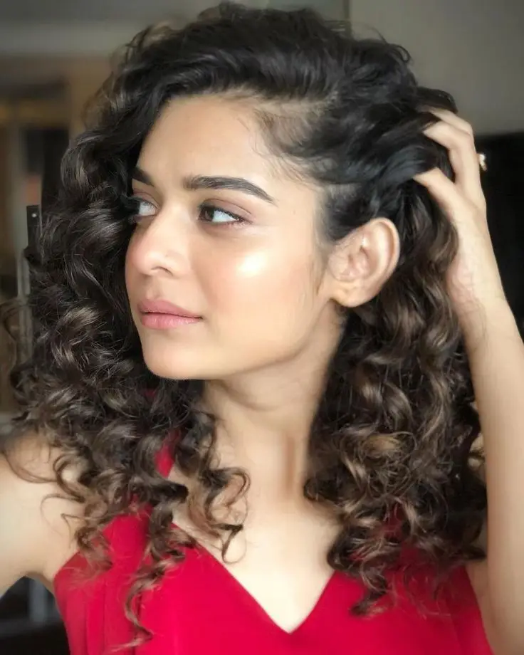 single-girl-attitude-dp-stylish-for-instagram