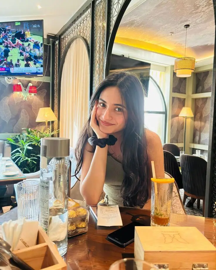 whatsapp-dp-for-girls whatsapp-dp-for-girls
